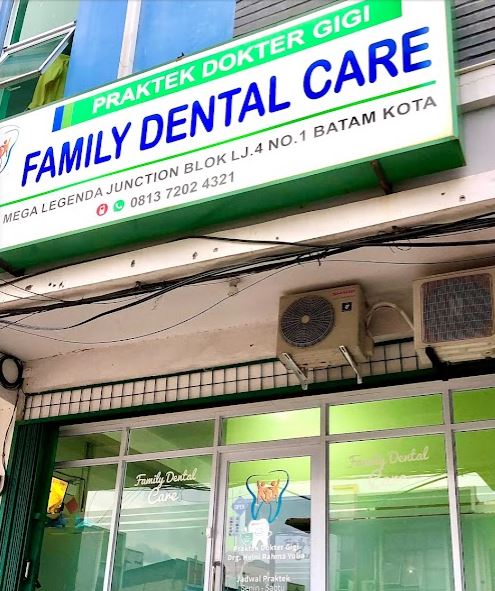 Family Dental Care (drg.Helni RY dan drg.Tito R)