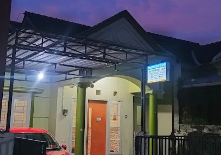 Moon dental care Mojokerto (Praktek drg. Putri Rahayu Lestari)