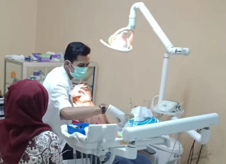 dokter gigi trenggalek
