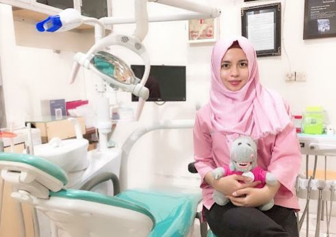 Aprilia Kartika Dental Care (AKDC)