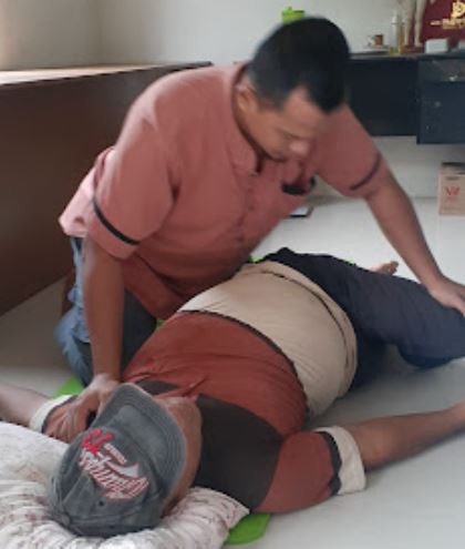 Chiropractic-Purwokerto-kang-andri