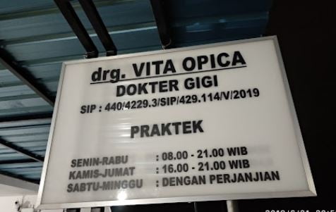 Dokter Gigi Vita Opica
