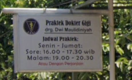 drg. Dwi Maulidiniyah